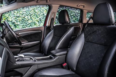 2017 Honda Fit Shuttle Hybrid - Thumbnail