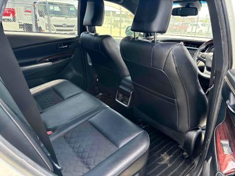 2014 Toyota Harrier Hybrid 4WD - Thumbnail