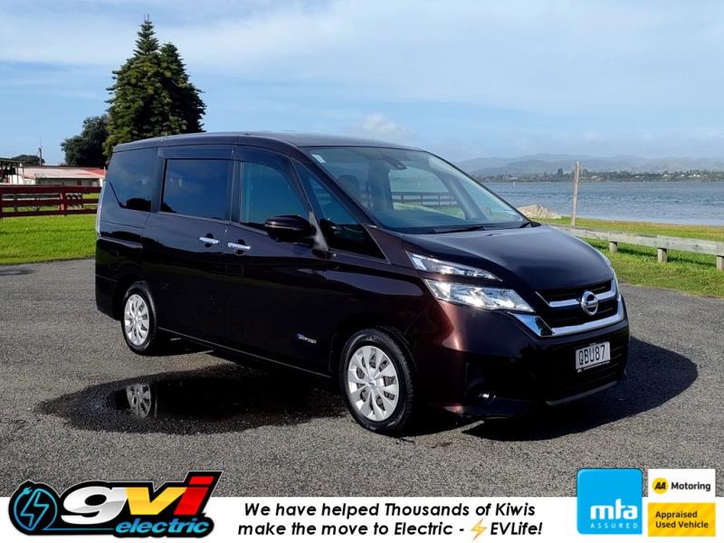2016 Nissan Serena Hybrid 8 Seat