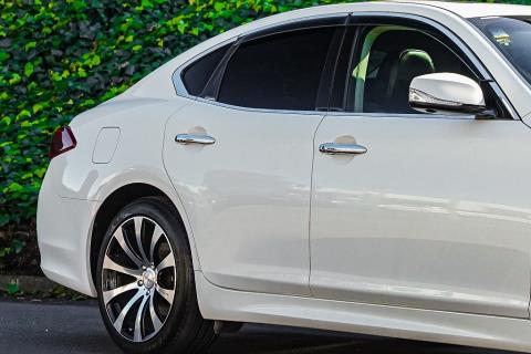 2015 Nissan Fuga Hybrid / Skyline - Thumbnail