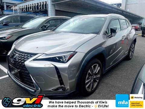 2022 Lexus UX 300e - Thumbnail