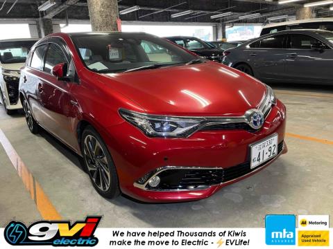 2016 Toyota Auris Hybrid / Corolla