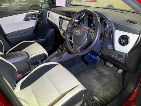 2016 Toyota Auris Hybrid / Corolla - Thumbnail