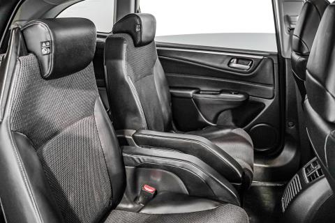2018 Honda Jade Hybrid X - Thumbnail