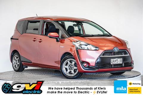 2015 Toyota Sienta Hybrid G - Thumbnail