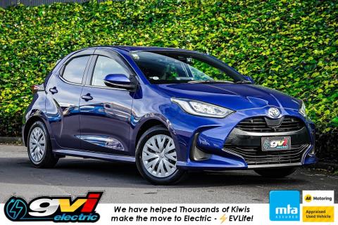 2020 Toyota Yaris Hybrid Z / Vitz