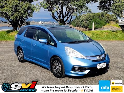 2013 Honda Shuttle Hybrid - Thumbnail