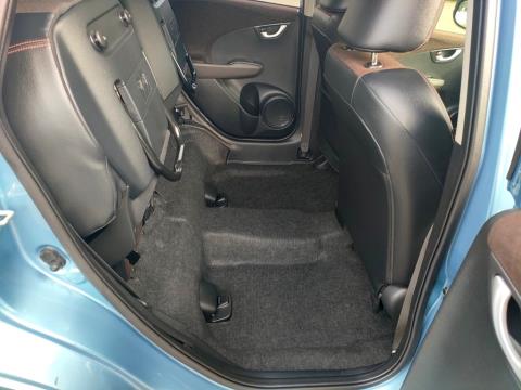 2013 Honda Shuttle Hybrid - Thumbnail