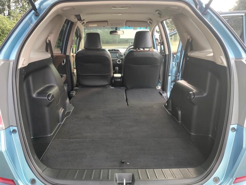 2013 Honda Shuttle Hybrid