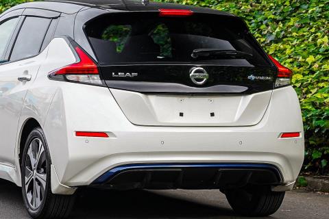 2018 Nissan Leaf 40X 87% SOH - Thumbnail