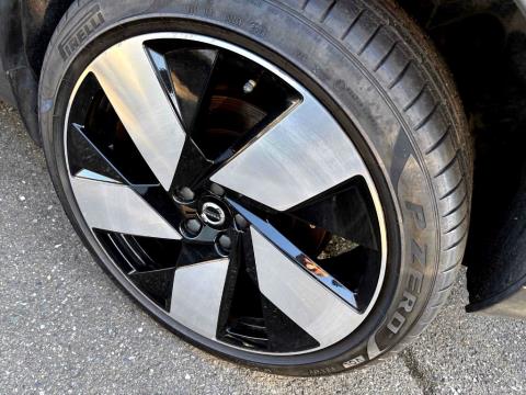 2022 Volvo C40 Recharge Ultimate - Thumbnail
