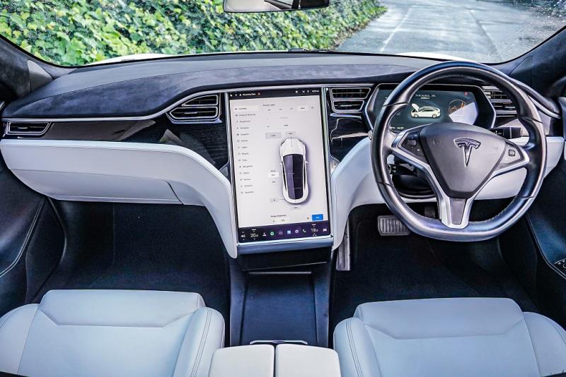 2018 Tesla Model S 100D AWD