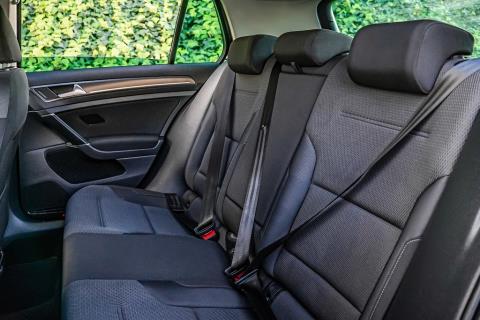2020 Volkswagen e-Golf EV Gen 2 36kWh - Thumbnail