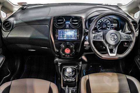 2018 Nissan Note e-Power Medalist - Thumbnail