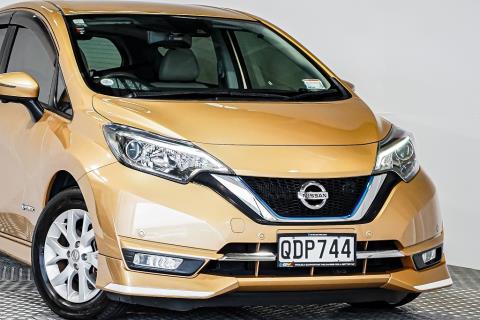 2018 Nissan Note e-Power Medalist - Thumbnail