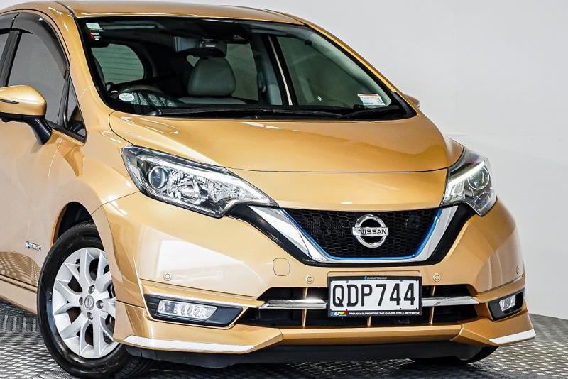 2018 Nissan Note e-Power Medalist
