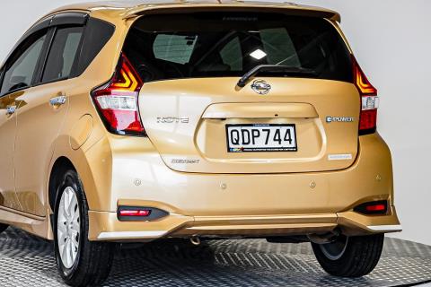 2018 Nissan Note e-Power Medalist - Thumbnail