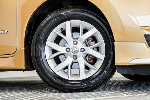 2018 Nissan Note e-Power Medalist - Thumbnail