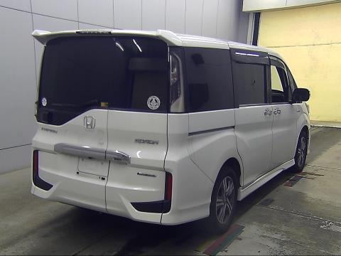 2017 Honda Step Wagon - Thumbnail