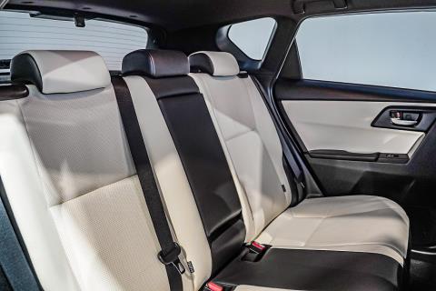2016 Toyota Auris Hybrid G Modellista - Thumbnail