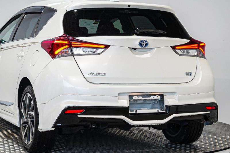 2016 Toyota Auris Hybrid G Modellista