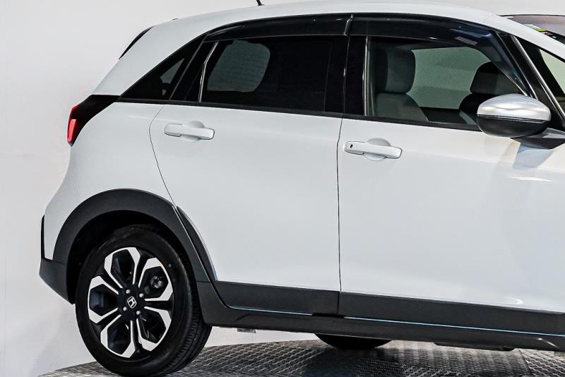 2020 Honda Fit E:HEV Crosstar / Jazz