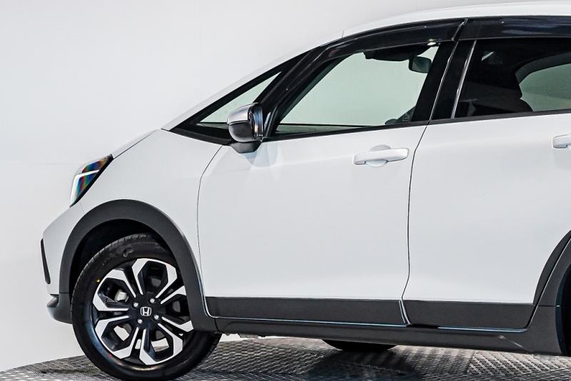 2020 Honda Fit E:HEV Crosstar / Jazz
