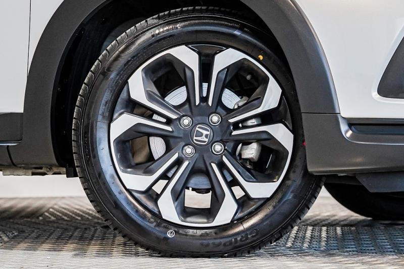 2020 Honda Fit E:HEV Crosstar / Jazz