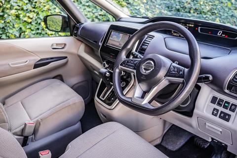 2016 Nissan Serena Van - Thumbnail