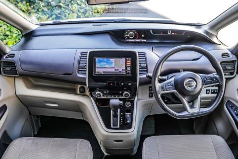 2016 Nissan Serena Van - Thumbnail