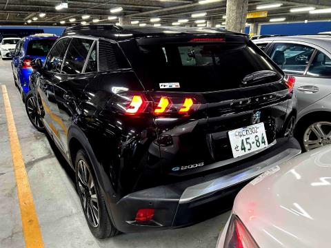 2021 Peugeot e-2008 GT Electric - Thumbnail