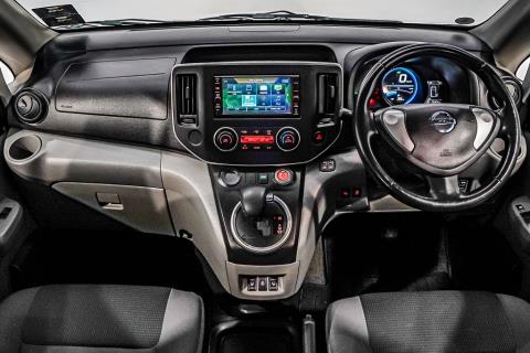 2017 Nissan e-NV200 5 Seater - Thumbnail