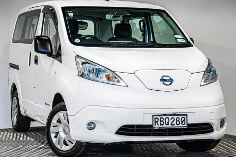 2017 Nissan e-NV200 5 Seater - Thumbnail