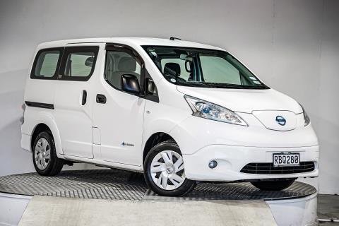 2017 Nissan e-NV200 5 Seater - Thumbnail