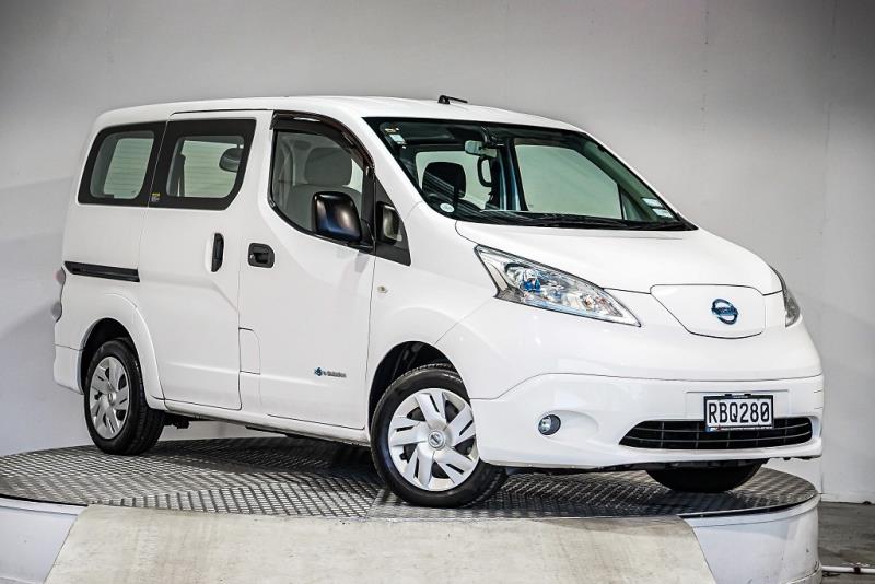 2017 Nissan e-NV200 5 Seater