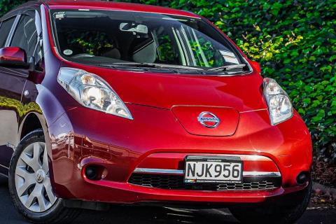 2014 Nissan Leaf 24X Gen 2 - Thumbnail