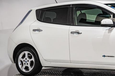 2015 Nissan Leaf 24X Gen 2 - Thumbnail