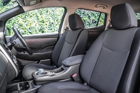 2015 Nissan Leaf 24S Gen 2 - Thumbnail