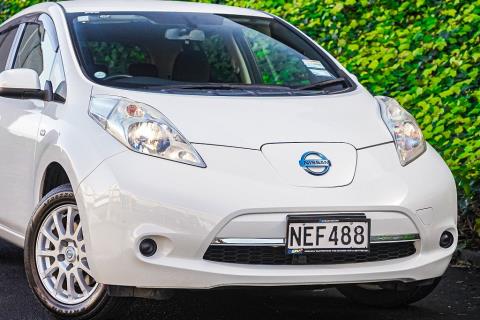 2015 Nissan Leaf 24S Gen 2 - Thumbnail