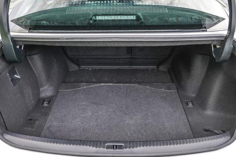 2014 Lexus IS 300h Hybrid - Thumbnail