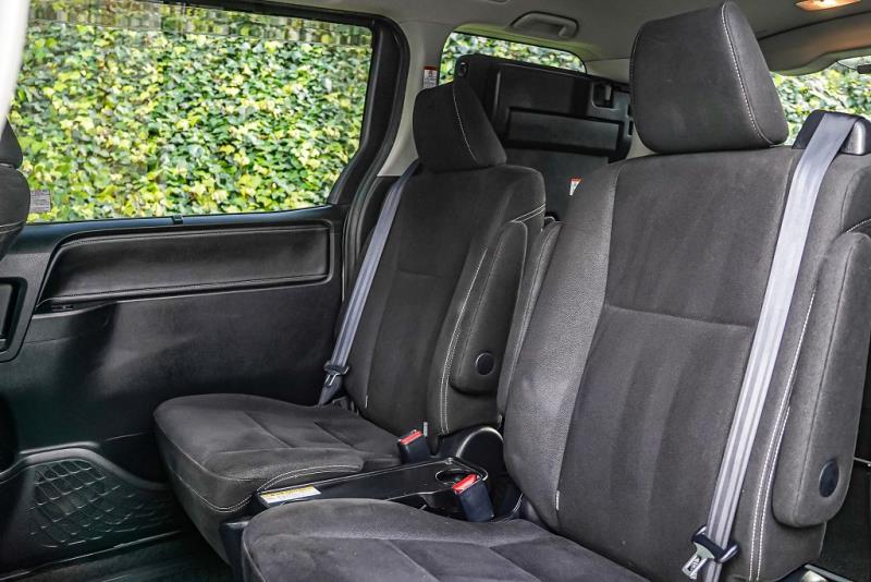 2016 Toyota Esquire Xi / Voxy / Noah