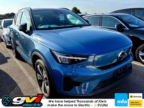 2022 Volvo XC40 Recharge Plus - Thumbnail