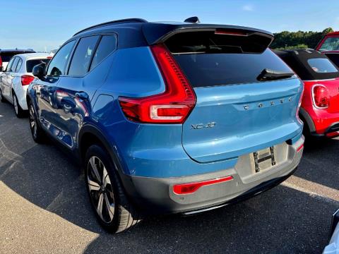 2022 Volvo XC40 Recharge Plus - Thumbnail