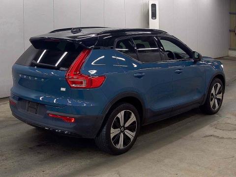 2022 Volvo XC40 Recharge Plus - Thumbnail