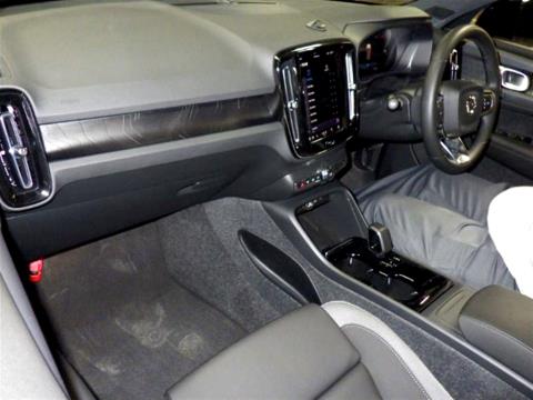 2022 Volvo XC40 Recharge Plus - Thumbnail