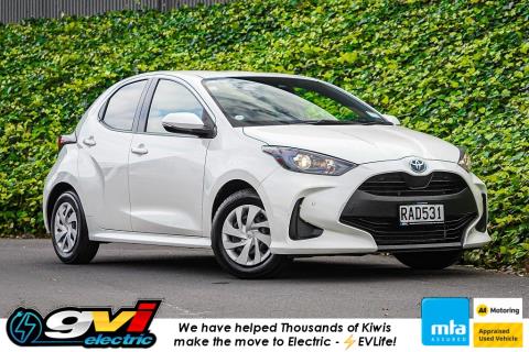 2020 Toyota Yaris Hybrid - Thumbnail