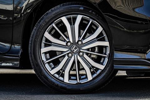 2019 Honda Grace Modulo / City - Thumbnail