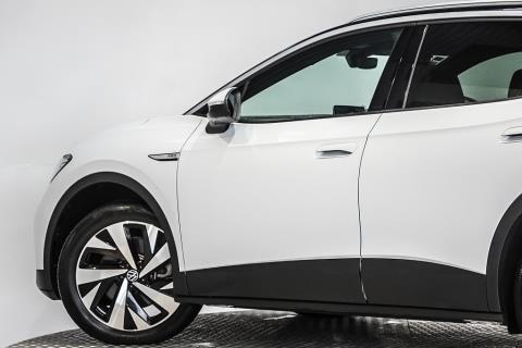2022 Volkswagen ID.4 Pro Launch Ed - Thumbnail