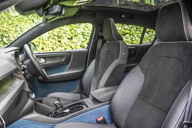 2022 Volvo eC40 4WD Recharge Twin