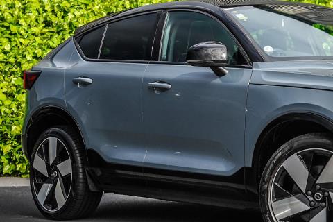 2022 Volvo eC40 4WD Recharge Twin - Thumbnail
